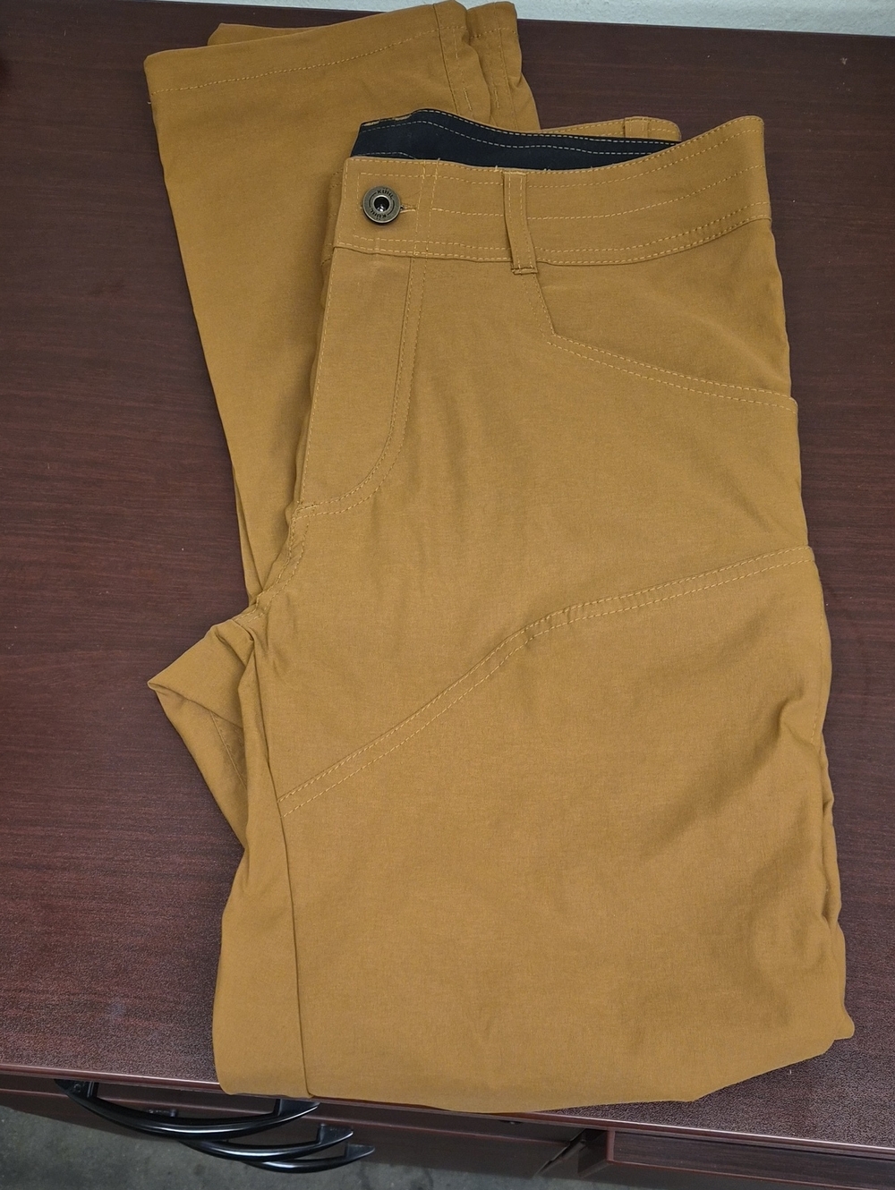 Kuhl Men's Golden Tan Stretch Chinos Size 32